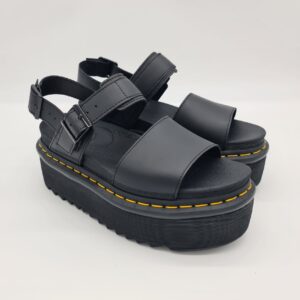 Dr.Martens Voss Quad platform pelle nero sandalo donna
