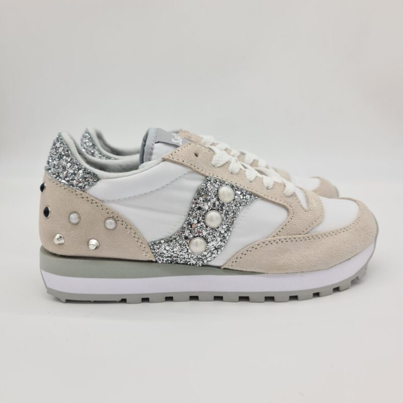 Saucony sneakers customizzate donna bianche glitter argento e borchie