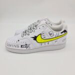 Nike Court sneakers donna customizzata bianca con graffiti