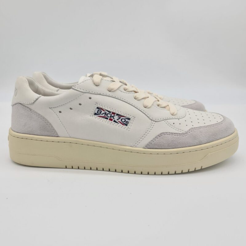 Back 70 sneakers uomo bianca con stemma nella liguetta