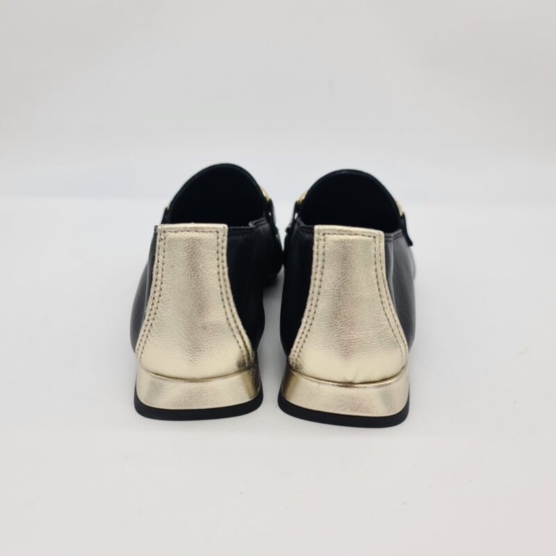 Divine Follie mocassino donna a punta sfilata nero