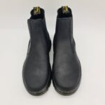Dr. Martens stivaletto Embury pelle nera ingrassata uomo