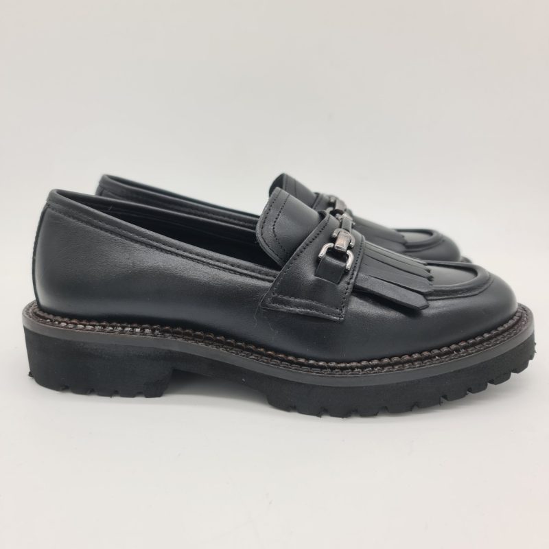 Les Tulipes mocassino donna pelle nera con frange e morsetto
