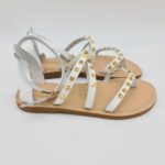 Le Salentine sandalo infradito donna bianco con borchie oro